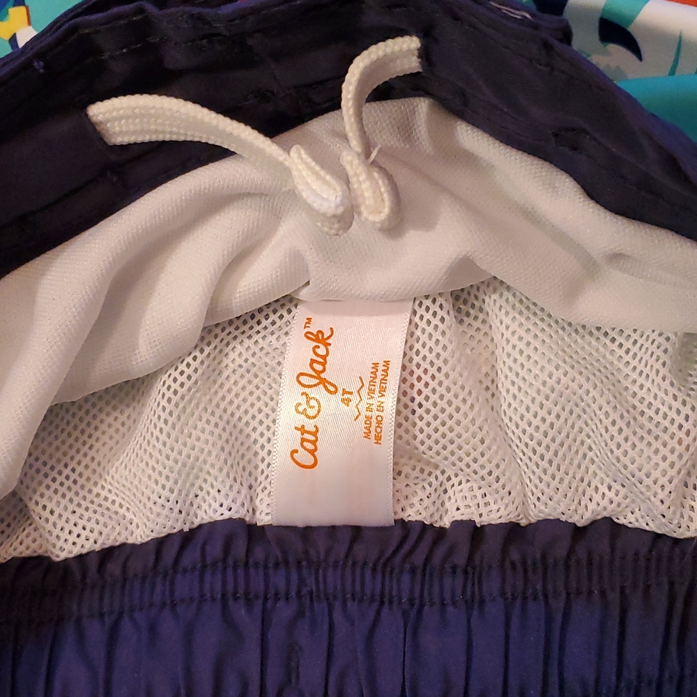 Cat & Jack Boy Swim Trunks Size 4 T - Picture 4 of 8